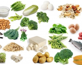 4 nhóm thực phẩm giúp bảo vệ tim mạch sau tuổi 50